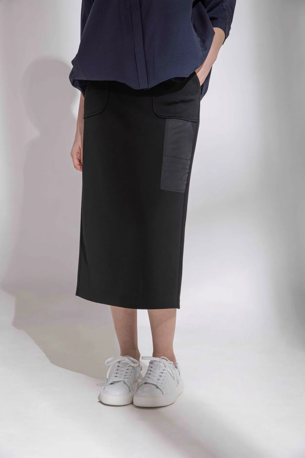 Air Compact Jean Like Pocket Pencil Skirt