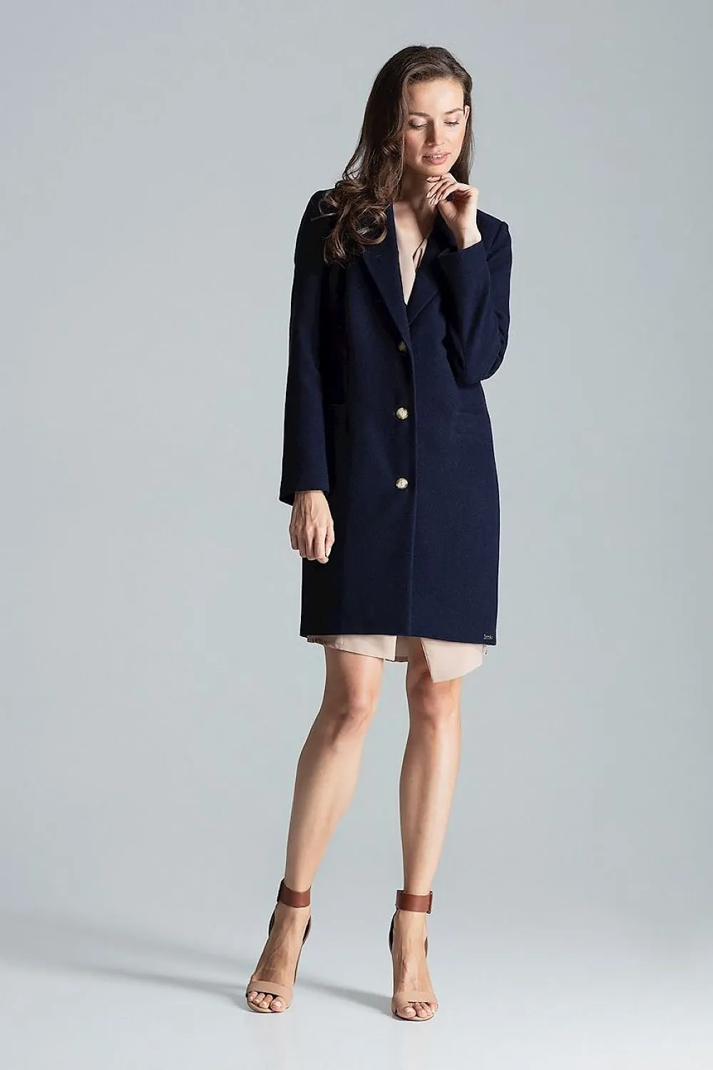 Classic coat with collar, 3-button closure Figl