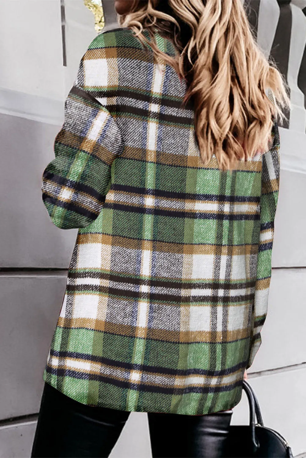 Geometric Plaid Print Pocketed Shirt