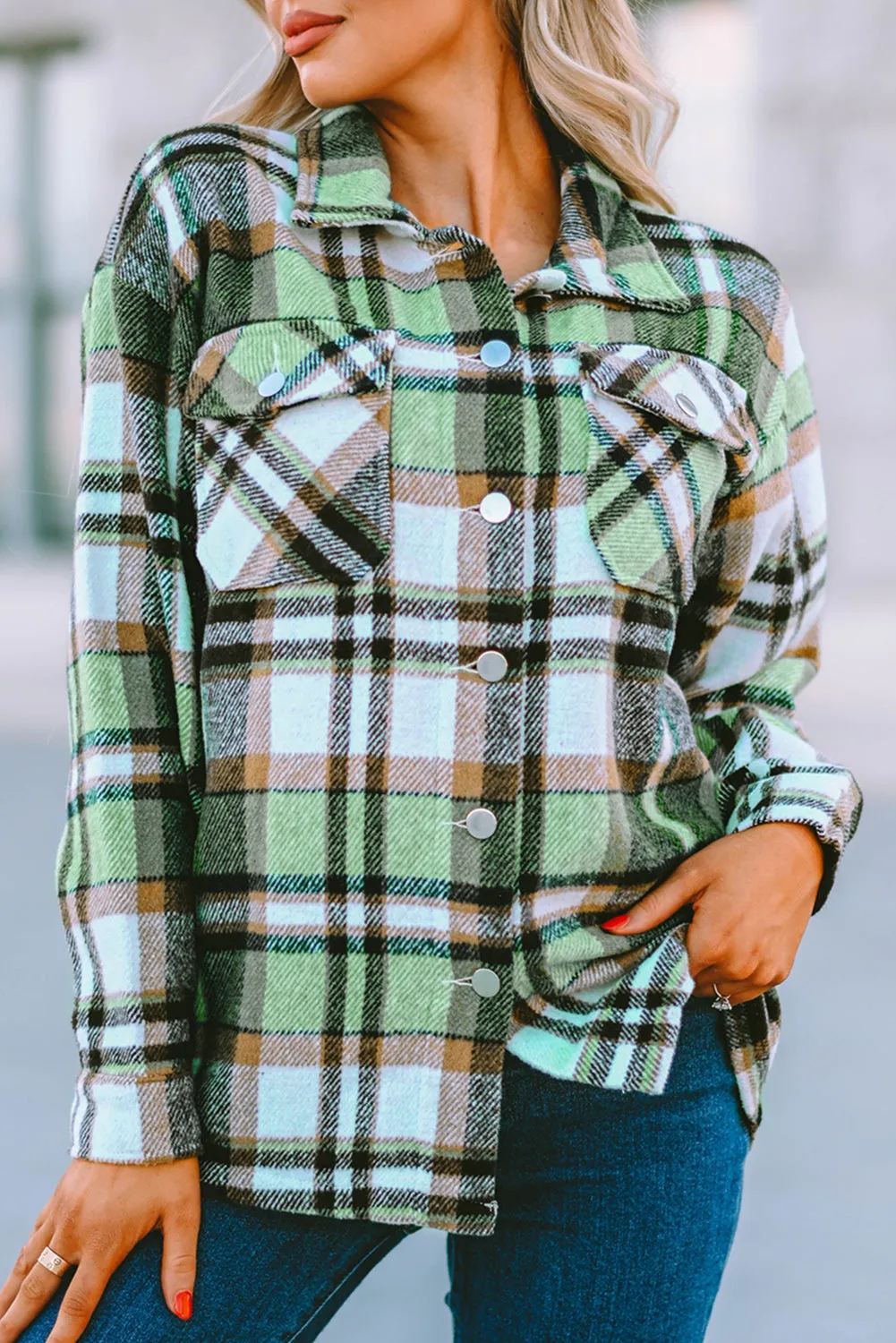 Geometric Plaid Print Pocketed Shirt