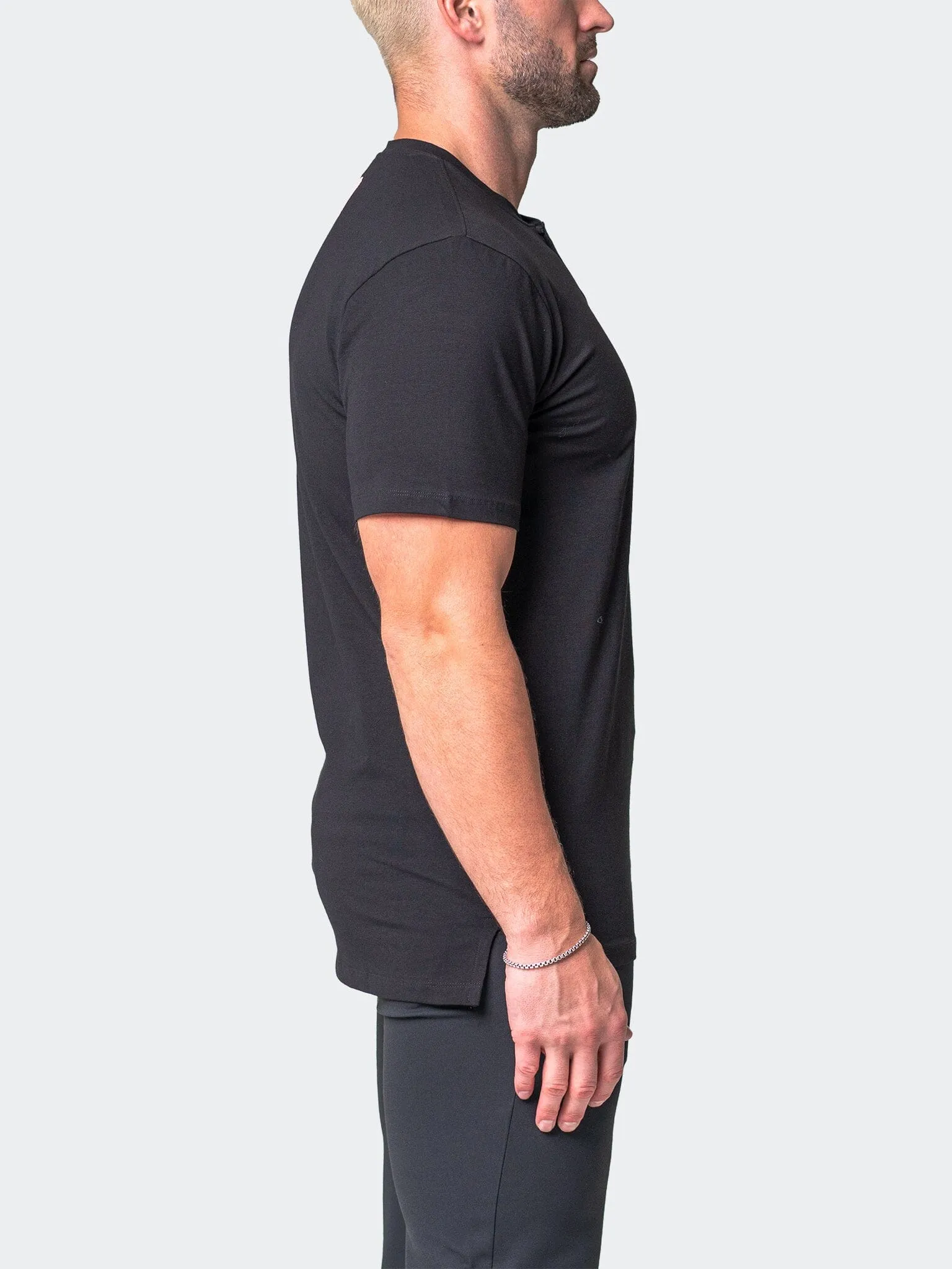 Henley Core Black