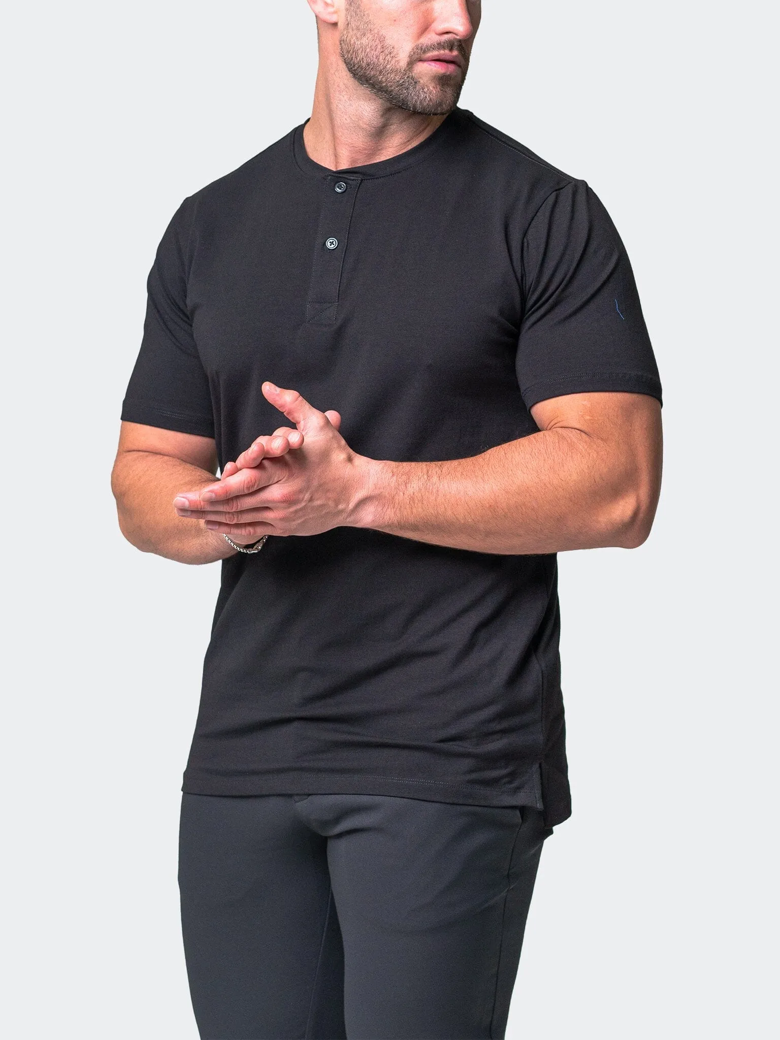 Henley Core Black