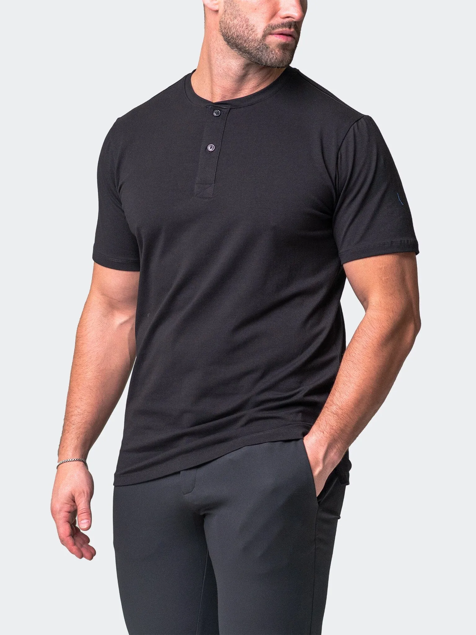 Henley Core Black