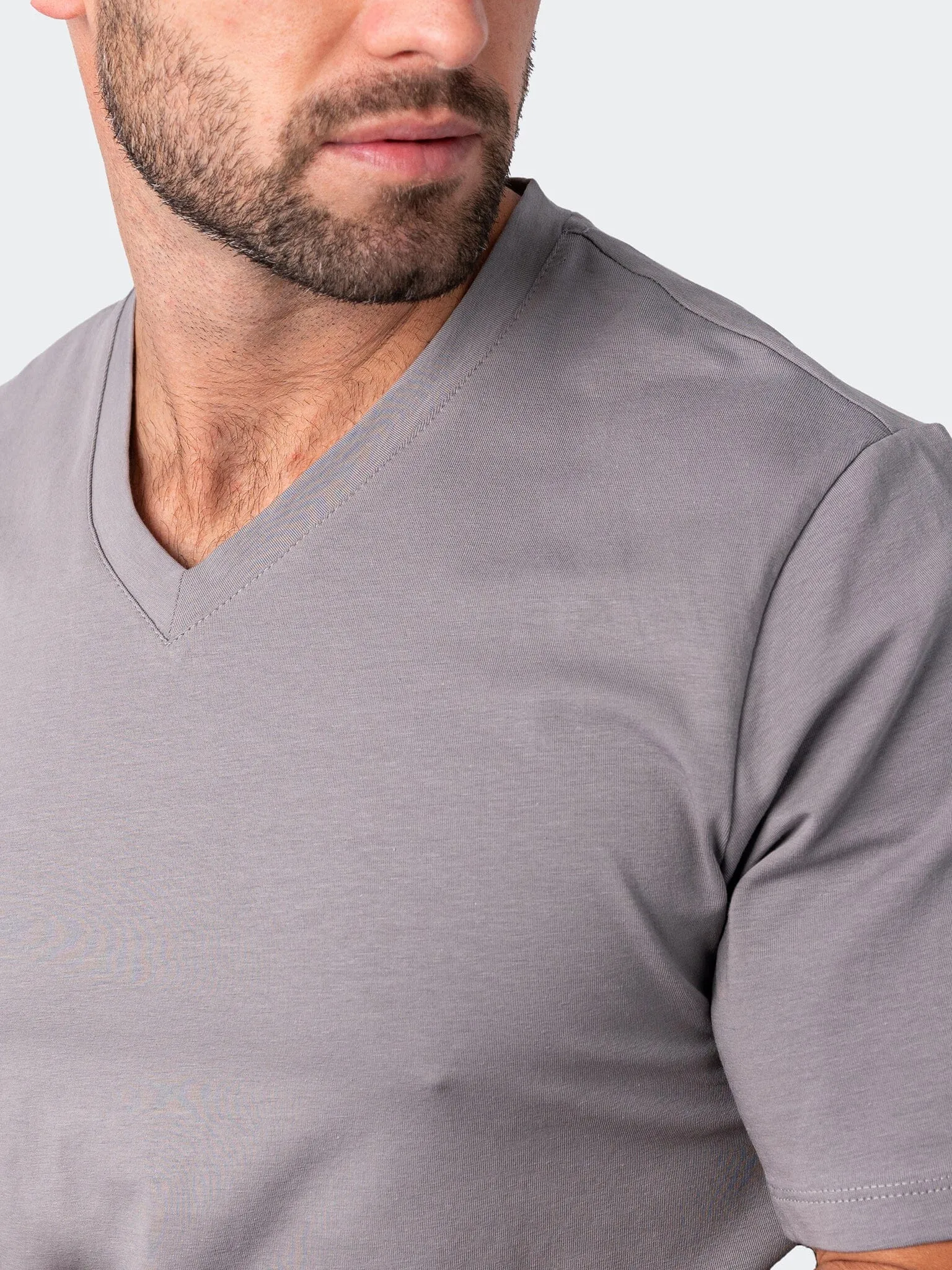 V-Neck VivaldiCore Brown